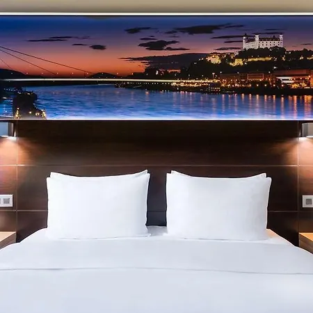 Lindner * Bratislava